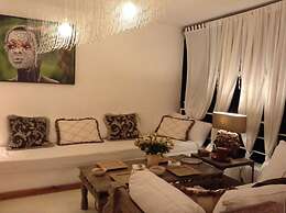Beach Luxury Apartment On The Beach