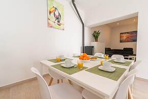 2bedroom House Cozy Typical Restored Single Storey 5 min From the Fuse