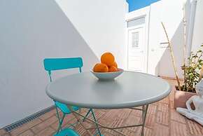 2bedroom House Cozy Typical Restored Single Storey 5 min From the Fuse