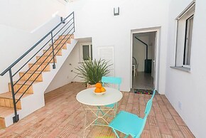 2bedroom House Cozy Typical Restored Single Storey 5 min From the Fuse