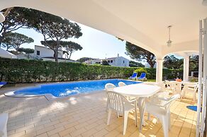 Charming Villa, Private Pool, Walking Distance to Centre, Free AC & Wi