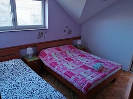 Hotel Apartments  Bella Mare Belgrade