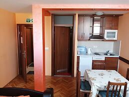 Hotel Apartments  Bella Mare Belgrade