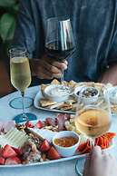 H2O Hermosa Beach Hotel