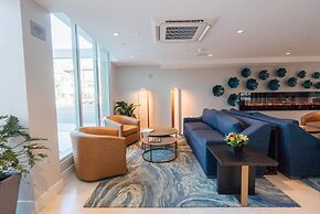 H2O Hermosa Beach Hotel