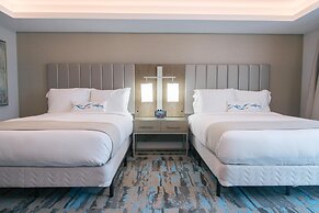 H2O Hermosa Beach Hotel