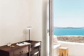 Armenaki -  Adults Only