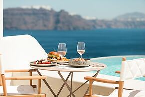 Armenaki -  Adults Only