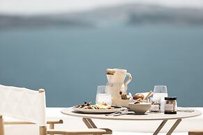 Armenaki -  Adults Only