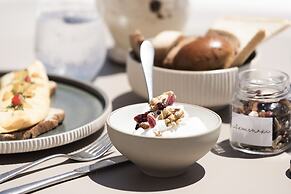 Armenaki -  Adults Only