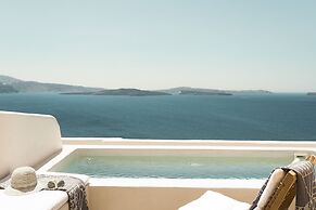 Armenaki -  Adults Only