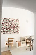 Armenaki -  Adults Only