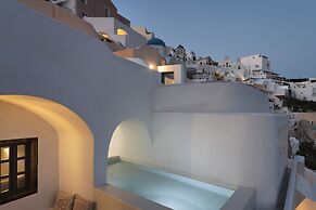 Armenaki -  Adults Only