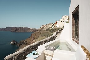 Armenaki -  Adults Only