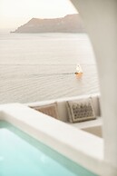 Armenaki -  Adults Only