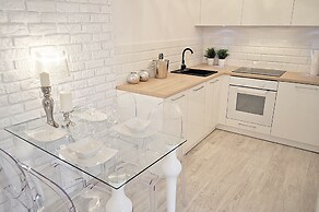 Warsaw Concierge Opera Apartment