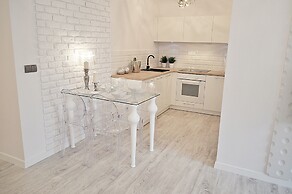 Warsaw Concierge Opera Apartment