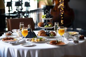 Old House Resort & SPA
