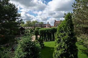Old House Resort & SPA