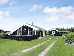 6 Person Holiday Home in Hjorring