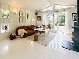 Splendid Holiday Home in Dronningmolle near Beach