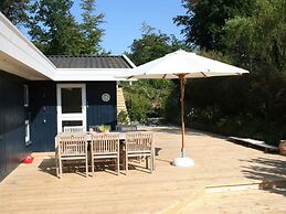 Splendid Holiday Home in Dronningmolle near Beach