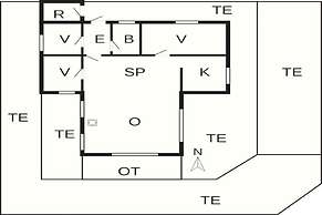 Splendid Holiday Home in Dronningmolle near Beach