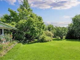 Quaint Holiday Home in Hovedstaden near Sea
