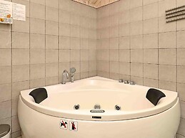 10 Person Holiday Home in Vaeggerlose-by Traum