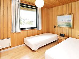 4 Person Holiday Home in Vaeggerlose