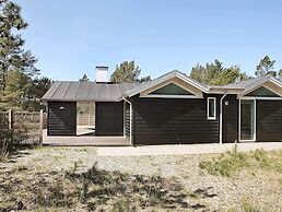 6 Person Holiday Home in Albaek