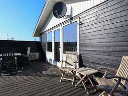 Peaceful Holiday Home in Storvorde near Sea