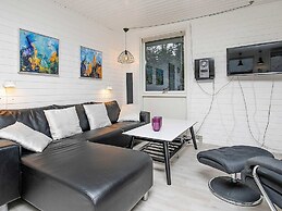 Peaceful Holiday Home in Storvorde near Sea