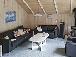 6 Person Holiday Home in Oksbol