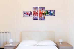 Dante Subway Apartment