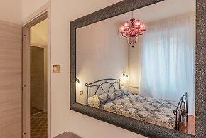 Piramide & Testaccio Design Flat