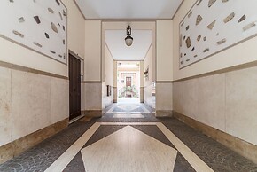 Piramide & Testaccio Design Flat