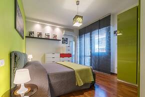 Pigneto & Malatesta Subway Flat