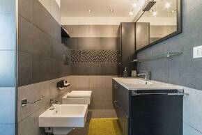 Pigneto & Malatesta Subway Flat