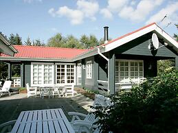 Spacious Holiday Home With Sauna in Logstor