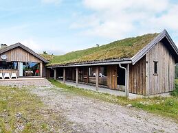 8 Person Holiday Home in Aseral