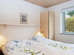 6 Person Holiday Home in Ebeltoft