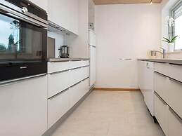 6 Person Holiday Home in Ebeltoft