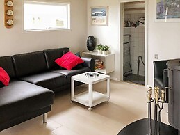 6 Person Holiday Home in Frorup
