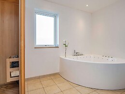 10 Person Holiday Home in Haderslev-by Traum