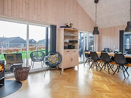 10 Person Holiday Home in Haderslev-by Traum
