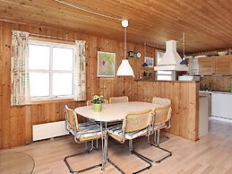 5 Person Holiday Home in Frostrup