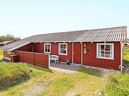 5 Person Holiday Home in Frostrup