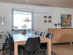 7 Person Holiday Home in Knebel-by Traum