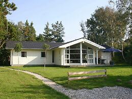 10 Person Holiday Home in Graested